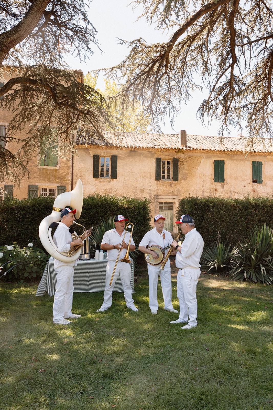 Rebecca and Joseph wedding in Provence · photograph 14